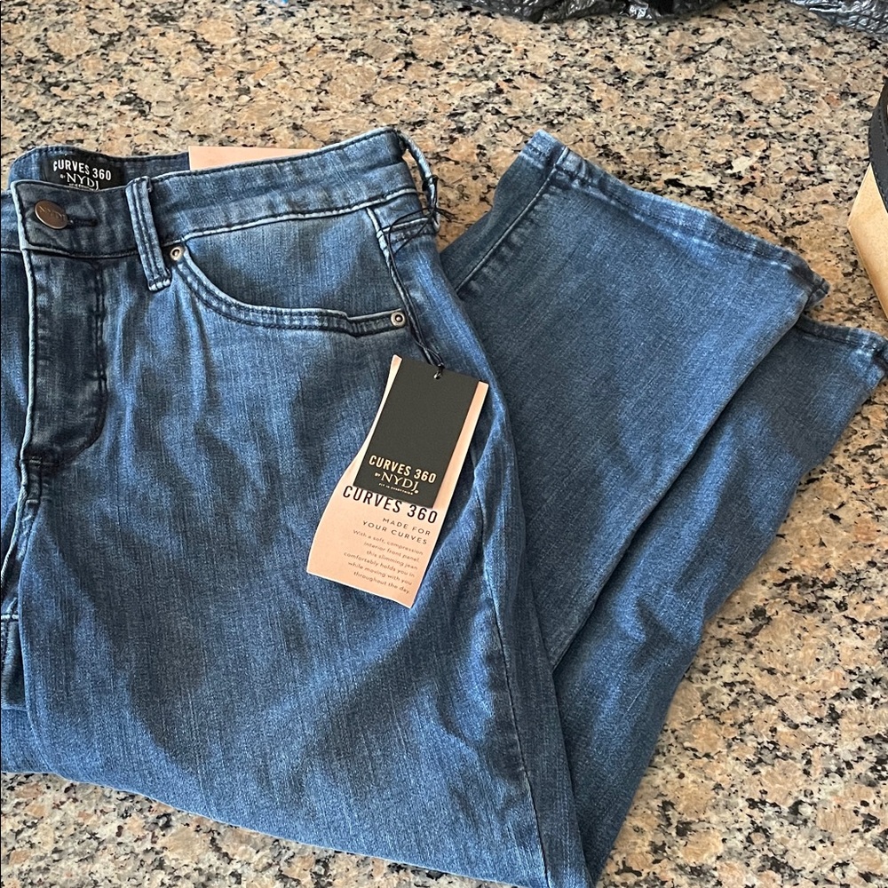 Dark Blue NYDJ Curves 360 slim straight crop jeans!